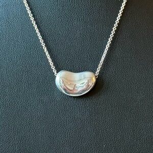 Tiffany & Co. Bean Elsa Peretti Necklace – 925 Sterling Silver - Medium